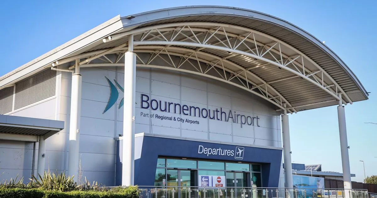 Amesbury to Bournemouth Airport Taxi